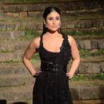 Kareena Kapoor looks stunning in Anamika Khanna outfit at LFW finale. See pics