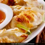 Undeniable Stages We All Go Through While Eating Momos