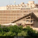 Admissions To IITs Stopped by Supreme Court Over 'Bonus Marks'