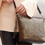 5 Ways To Accessorize Your Look With Bags and Clutches